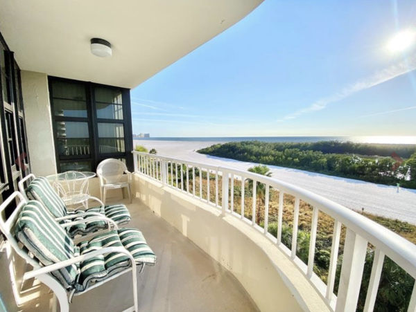 Marco Island Beachfront Condo Views Large Balcony